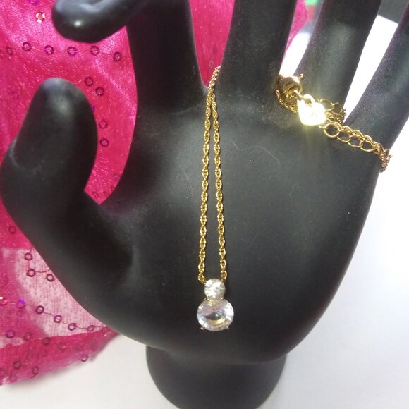 SWAROVSKI SWAN LOGO Pendant Necklace clear Crystal gold tone chain and setting - Picture 10 of 16